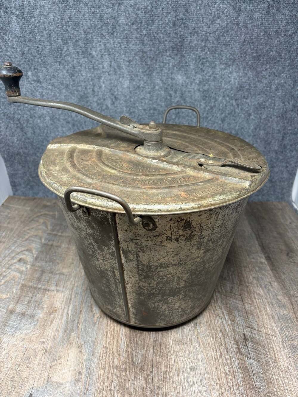 Antique Universal No. 4 Bread Maker Landers Frary & Clark Dough Mixer complete